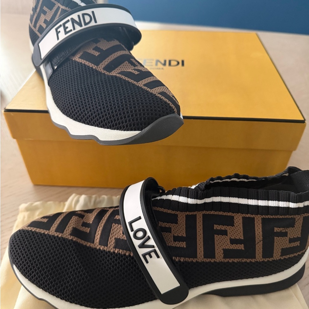 Fendi Roma Sneaker Filato 1 Riga Banda - Picture 11 of 12